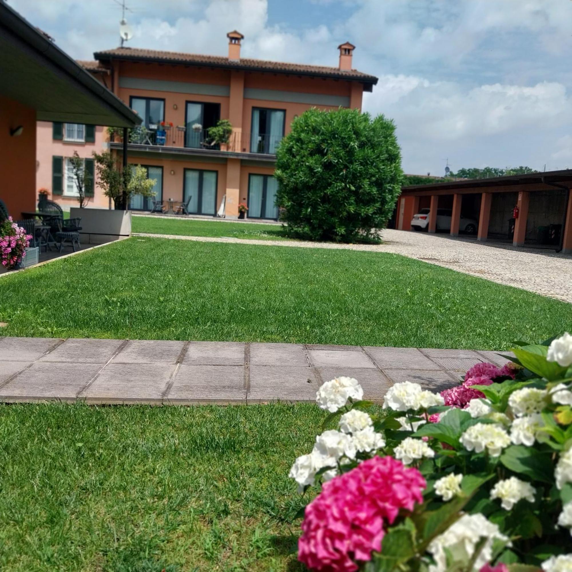 Appartamento Franciacorta Cazzago San Martino Екстериор снимка